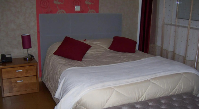 Hotel Santa Apolonia, Забронировать Отель Браганса Trás-os-Montes e Alto Douro, рядом с Centro de Arte Contemporânea Graça Morais