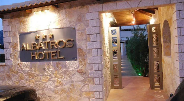 Albatros Hotel, Забронировать Отель Отели Сивота с парковкой, Парковка