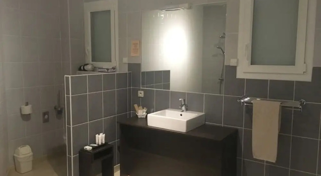 Номер Standard Resort Résidence Pierre, The Originals Relais (Relais du Silence)