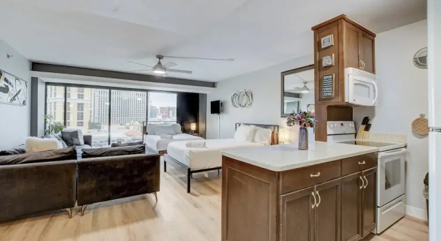 Номер Standard Stay Together Suites - Penthouse On The Strip Sleeps 20 - NO RESORT FEE