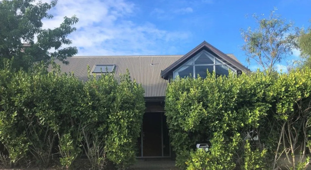 A Hop, Skip & Jump to The Lake, Buchen Sie Hotel Taupo 