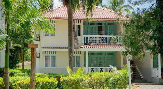 El Pelicano Apart-Hotel, Rezerwuj Apartamentowiec hotelowy Las Galeras Samana