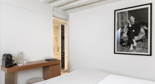 Двухместный номер Standard Hotel Verneuil Saint Germain