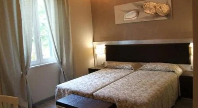 Il Viale b&b, Забронировать Отель «постель и завтрак» Отели в центре Понтедера, в центре