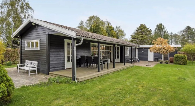 "Amitola" - 1km from the sea in Sealand