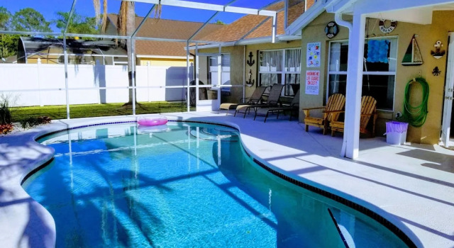 The Cozy House, Book Feriehus Hoteller i Four Corners med pool, Swimmingpool