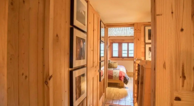 Serene & Cozy 5min to Resort 3 Queen Beds, Beach ThePioneer, Rezervasyon Tatil Köyü Mont-Tremblant Village 