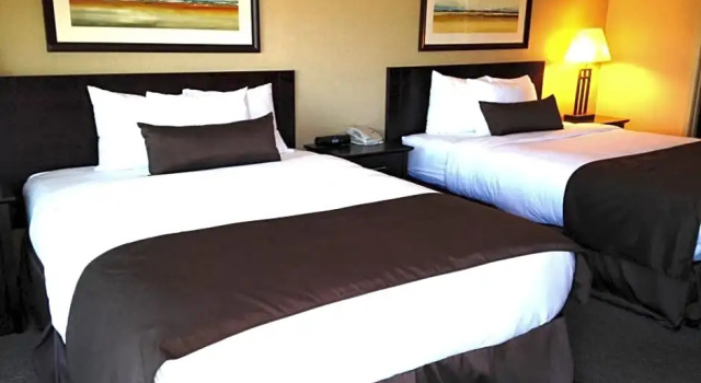 Четырёхместный люкс Franklin Suite Hotel