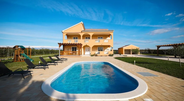 Villa Levatinka, Reserva ahora Villa Hoteles en Prkos con piscina, Piscina
