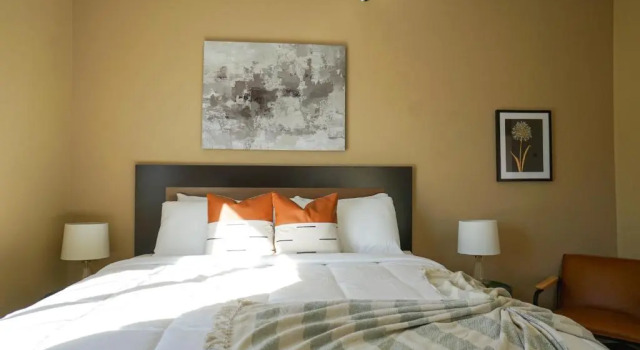 Студия Downtown Wichita Apartments
