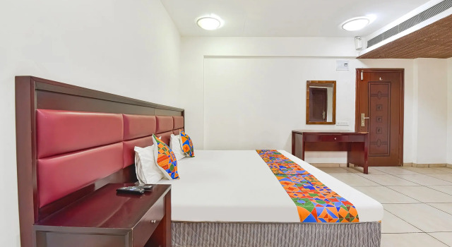 Fabhotel Gl Residency