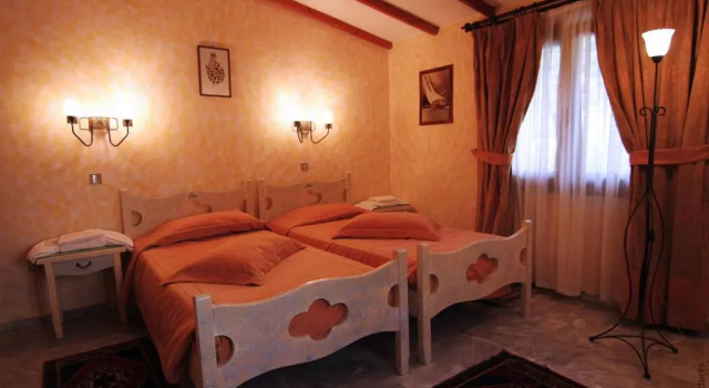 Трёхместный номер Standard Mytilana Village Hotel
