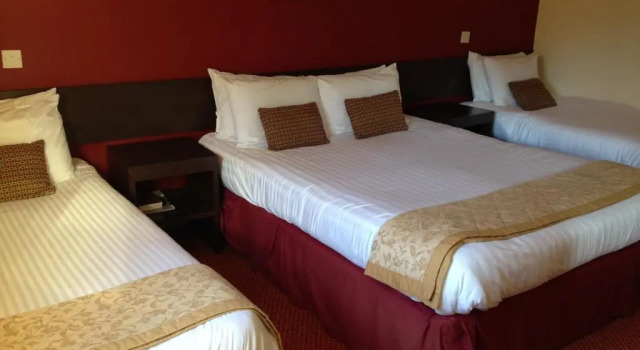 Семейный номер Standard Highlander Hotel ‘A Bespoke Hotel’