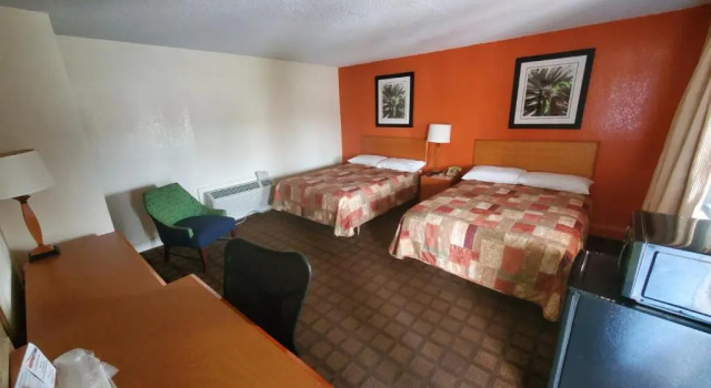 Четырёхместный номер Standard Relax Inn