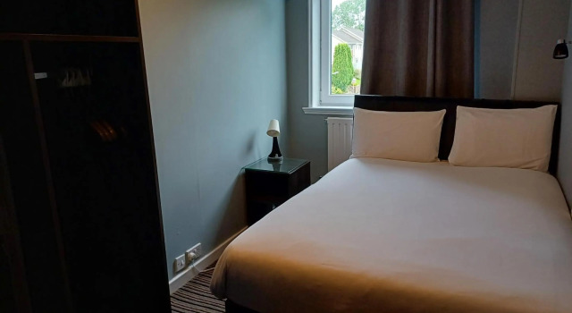 Kings Park Hotel
