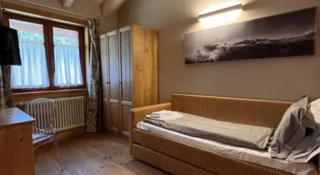 La Tana Dell Orso Hotel Spa, Book Ferieresort Hoteller i Adamello Ski med morgenmad, Morgenmad