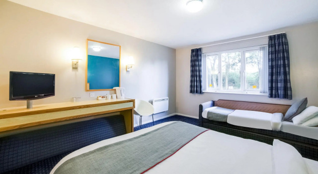 Трёхместный номер Deluxe OYO Sunrise Hotel, A46 N Leicester