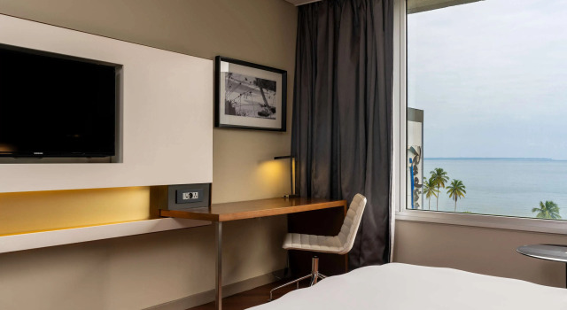 Номер Superior с видом на море Radisson Blu Okoume Palace Hotel, Libreville