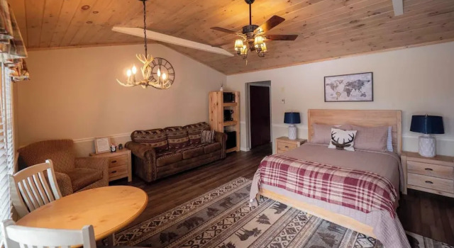 Студия Classic The Snowshoe Lodge