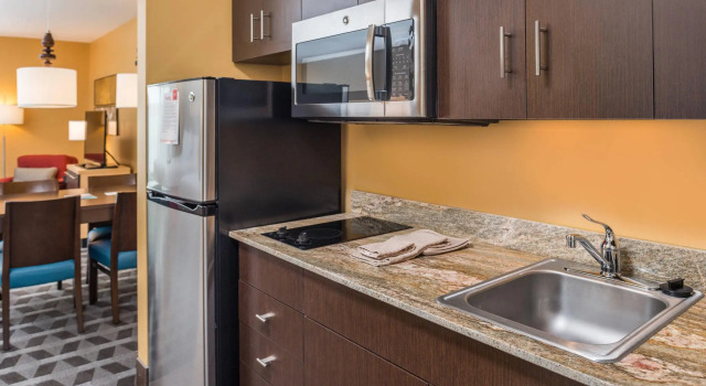 Четырёхместная студия TownePlace Suites by Marriott New Hartford