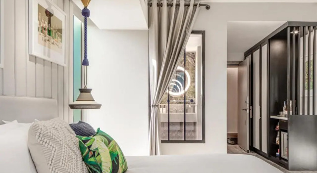 Двухместный номер Standard с балконом The Ray Hotel Delray Beach, Curio Collection By Hilton