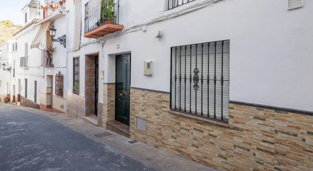 Homely Holiday Home in Málaga With Terrace