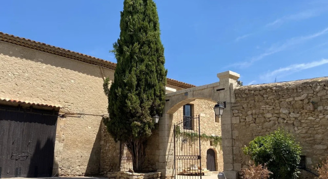 Domaine de la Reynaude, Забронировать Отель Орон Буш-дю-Рон