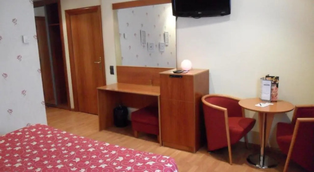 Номер Standard Motel Emporio