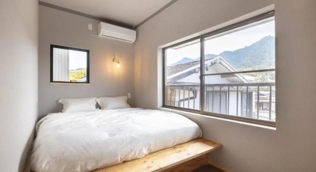 Coliving & Cafe SANDO, Book Hotel Cheap Hotels in Imabari