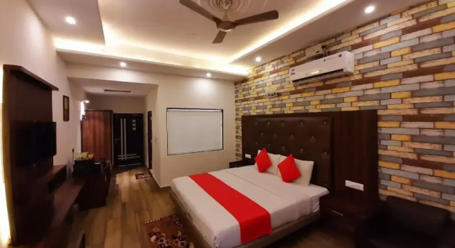 Kasauli Continental Resort, Забронировать Курортный отель Отели штата Химачал-Прадеш 3 звезды, 3*
