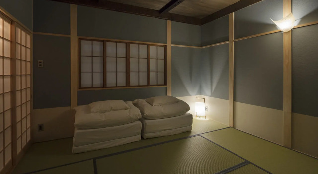 Ayaginu, Book Hotel Kyoto Japan