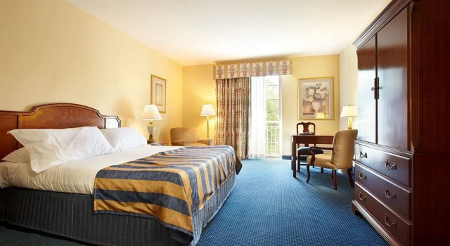 Номер Standard Trianon Bonita Bay Hotel