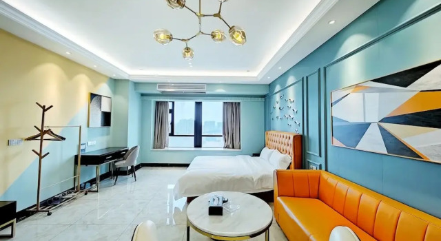 ROOMME Hotel Guangzhou Changlong South Village Wanbo CBD