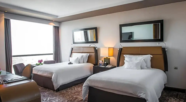 Номер Standard Kenzi Tower Hotel