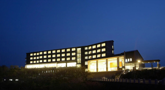 Kyukamura Minami-Awaji, Buchen Sie Hotel Minami-Awaji Awaji (Insel)