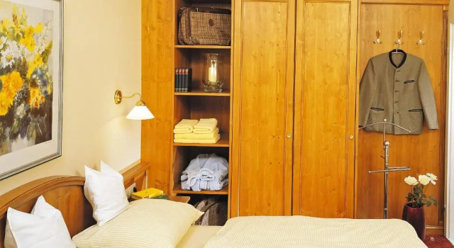 Hotel Birnbacher Hof, Book Hotel Bad Birnbach 