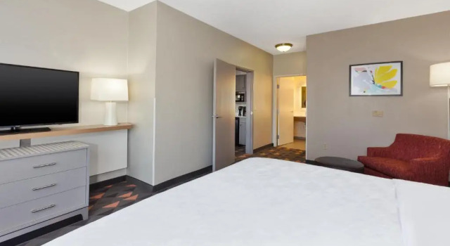 Люкс Holiday Inn Grand Rapids - South by IHG