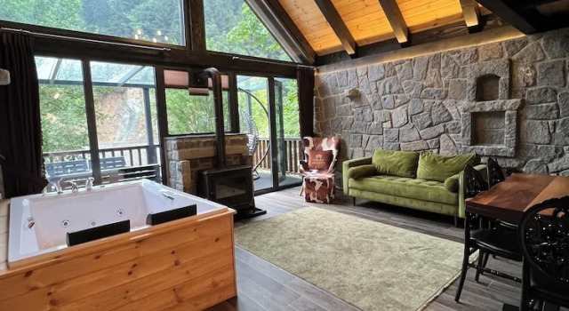 Двухместное шале Premium с балконом и с видом на реку Ayder Vanak Stone Suites