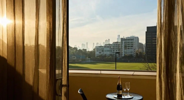 Номер Standard с балконом и с видом на город View Melbourne