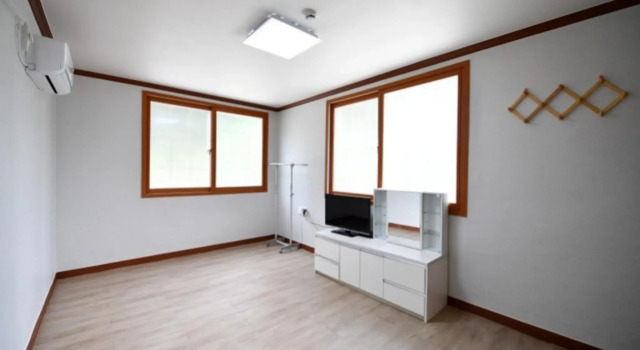 Samcheok Noran Pension, Boek Hotel Hotels in Gangwon-Do met parkeren, Parkeren