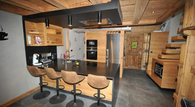 La cabane luxury apartment in the heart of the village