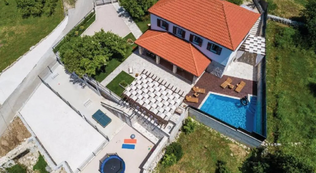 Villa Ucovic