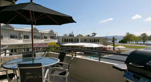 Апартаменты с 3 комнатами с видом на озеро Anchorage Resort Taupo NZ