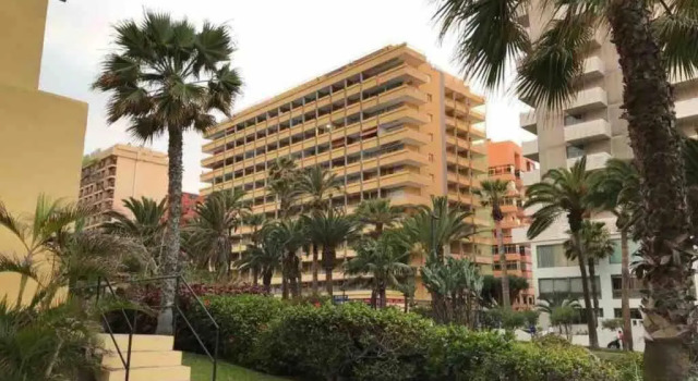 610 Suite con terraza Puerto de la Cruz Martianez, Забронировать Отель Отели Пуэрто-де-ла-Крус с парковкой, рядом с Jardin Aquatico, Парковка