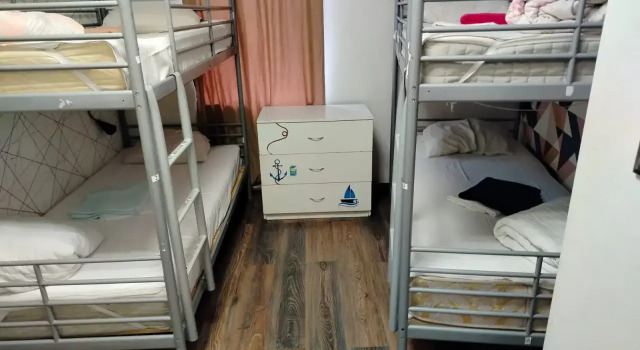Кровать в общем номере (мужской номер) Хостел Artist Hostel Семейный на Басманной