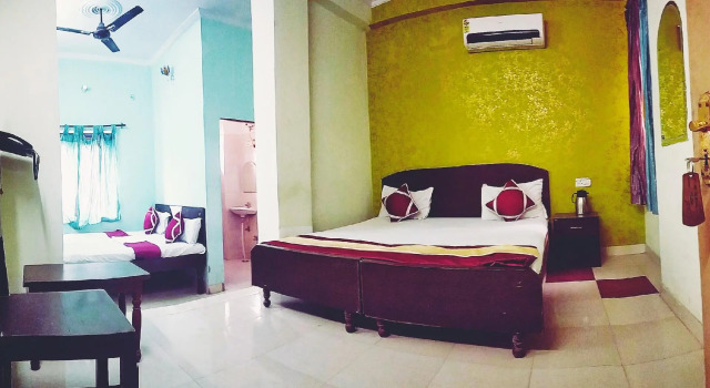 Семейный номер Standard Satkar Hotel