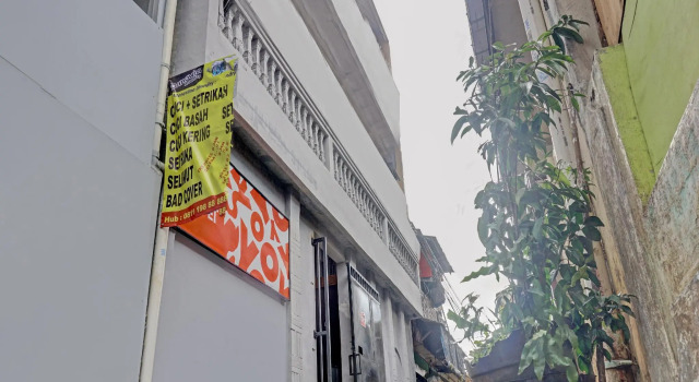 OYO 90469 Benhil Karet Tengsin, Book Hotel Tanah Abang Jakarta
