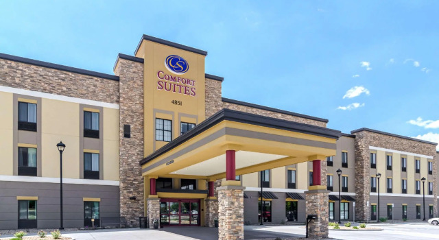 Номер Standard Comfort Suites Loveland