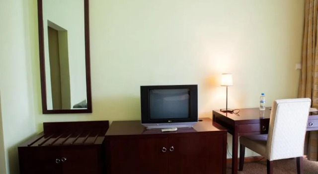 Двухместный номер Deluxe с видом на озеро Gorillas Lake Kivu Hotel