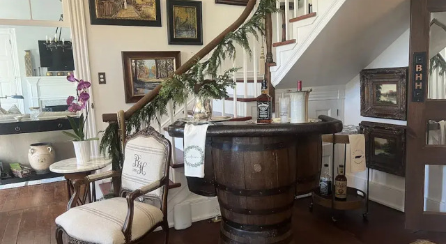 Historic Boyd Harvey House and Grounds 2 Bedroom Home by RedAwning, Réserver Hôtel Farragut Tennessee